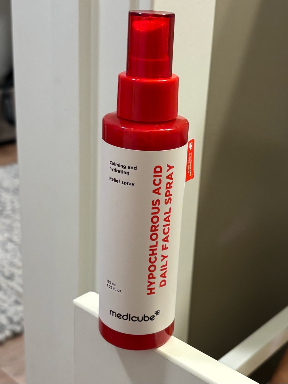 Medicube Hypochlorous Acid Daily Facial Spray - Red